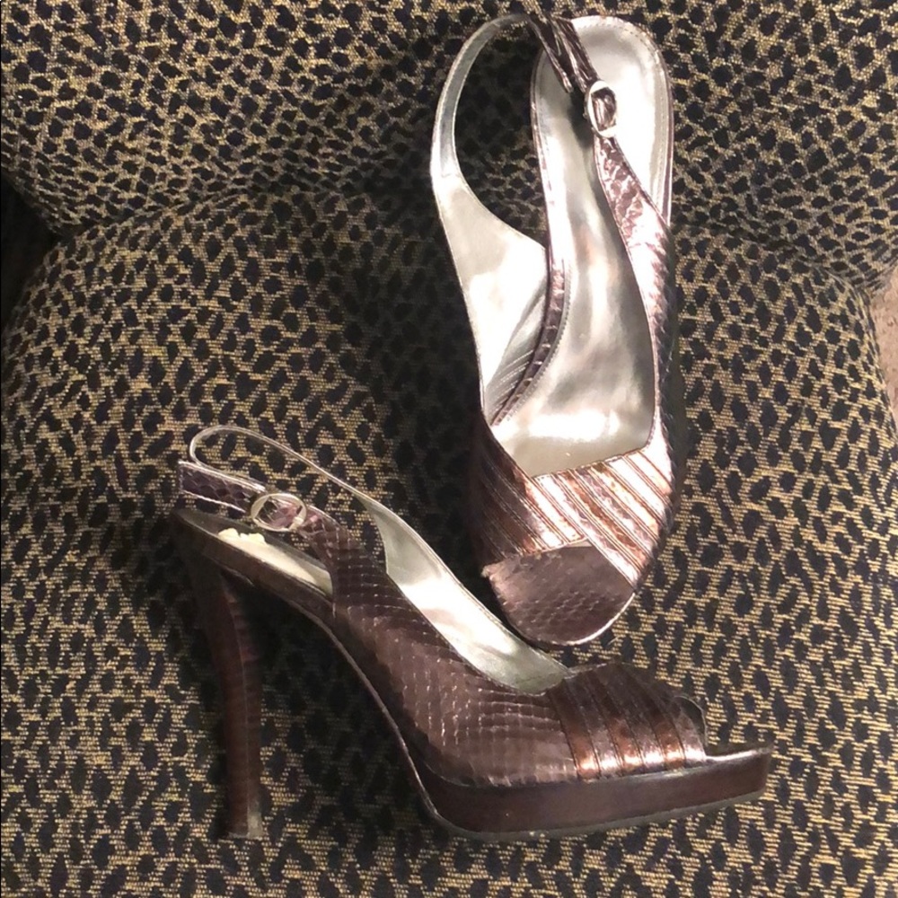 Shoes - Picture 2 of 3